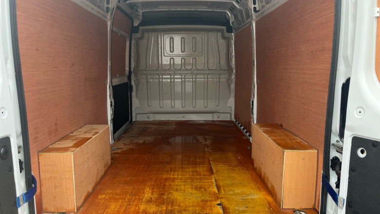 Peugeot Boxer 335 L3 Diesel 2.2 BlueHDi H2 Professional Premium+ Van 140ps